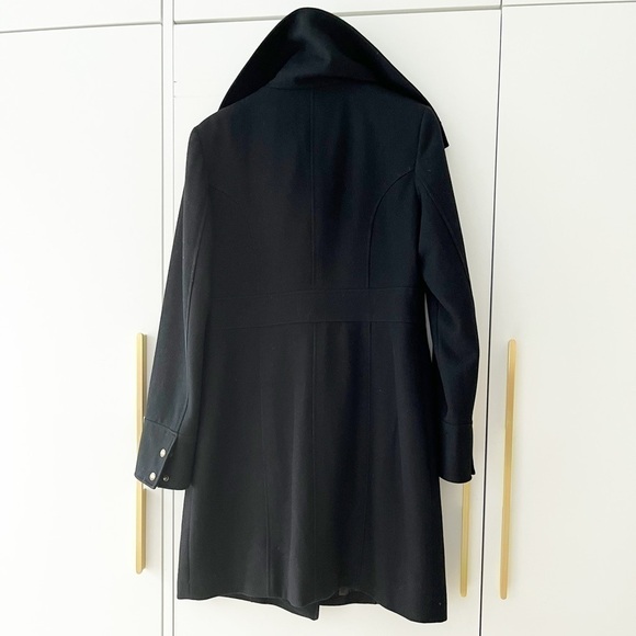 Guess Winter Coat - Picture 8 of 10